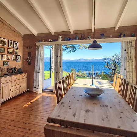 Feriehus 4 Bedroom Awesome In Fusa
