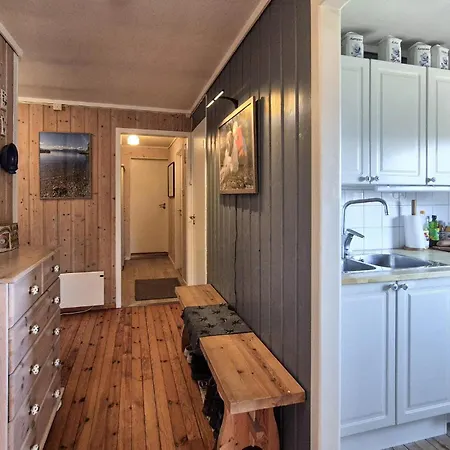 4 Bedroom Awesome In Fusa Feriehus *