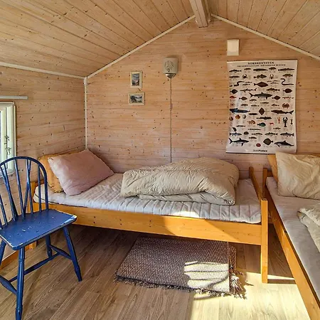 4 Bedroom Awesome In Fusa Feriehus *