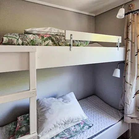 Feriehus 4 Bedroom Awesome In Fusa *